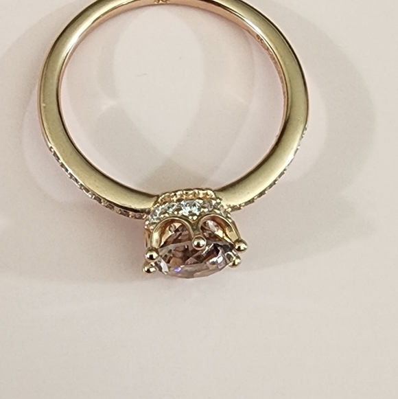 Pink Sparkling Crown Solitaire Ring size 56 - Picture 2 of 8